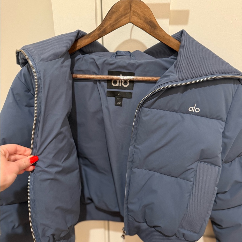 NWT ALO CAPTIVATE PUFFER JACKET - Picture 8 of 9